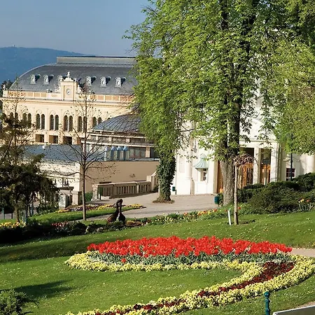 & Martinek Maison d'hôtes 3*