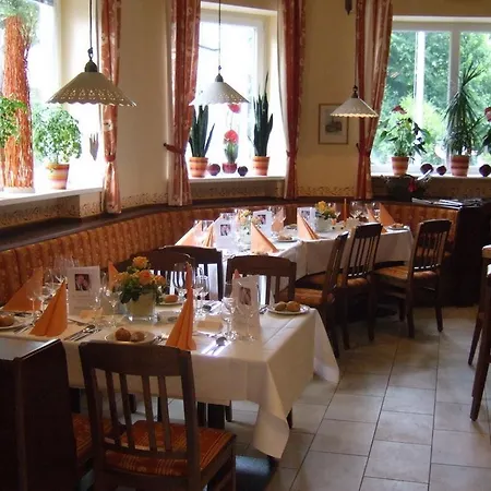 & Martinek 3* Baden