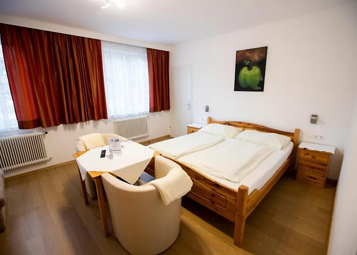 & Martinek بيت ضيافة 3*