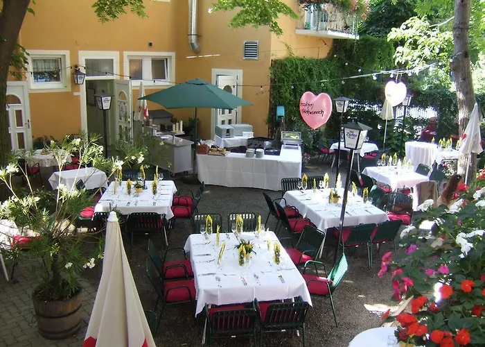 & Martinek Penzion Baden