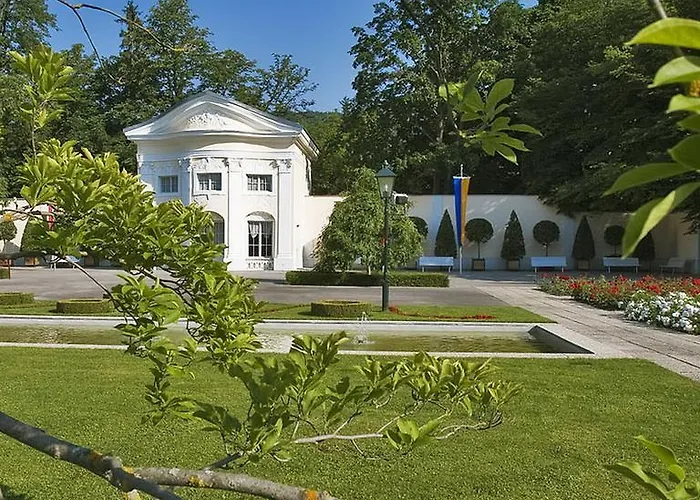 & Martinek Penzion Baden